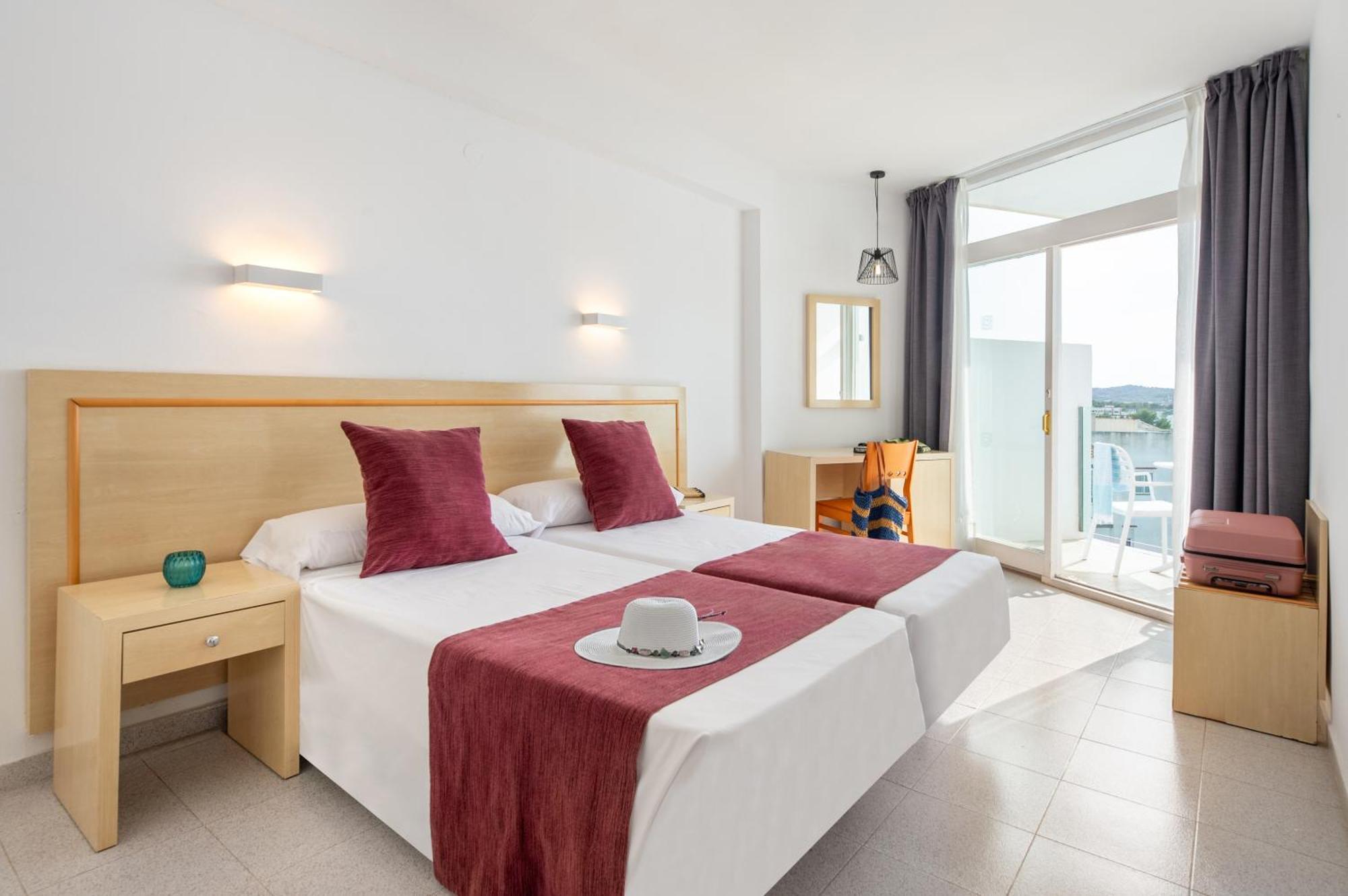 Vibra Riviera Hotel San Antonio (Ibiza)
